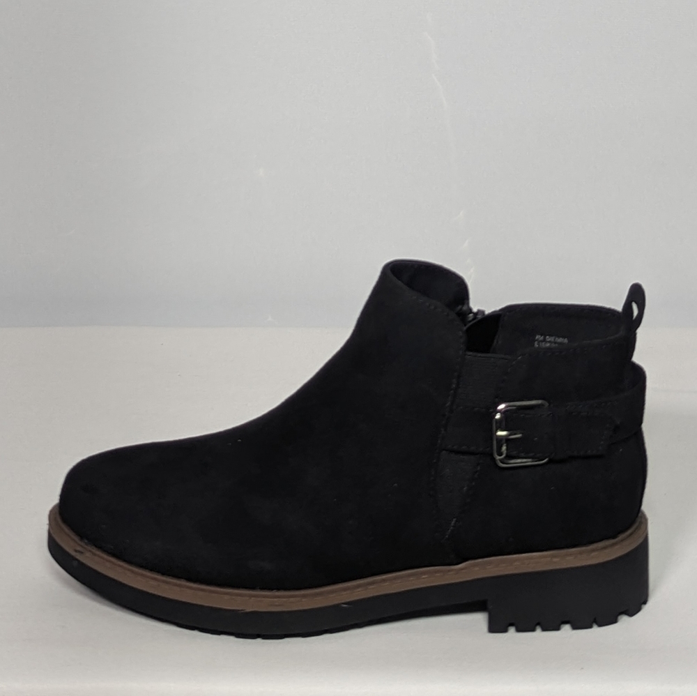 NEW Espirit Sienna Suede Ankle Boot Sz 7 black